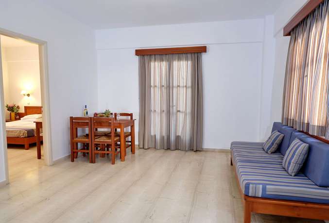 Imagen de la habitación del Hotel Niros Beach. Foto 10
