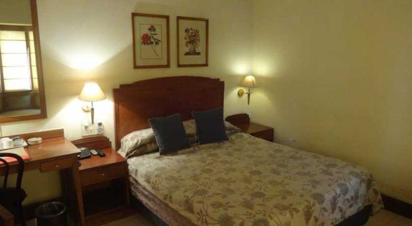 Imagen de la habitación del Hotel Nirula\'s. Foto 10