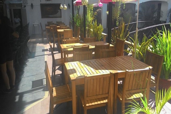 Imagen general del Hotel Nirvana Beach Resort. Foto 4