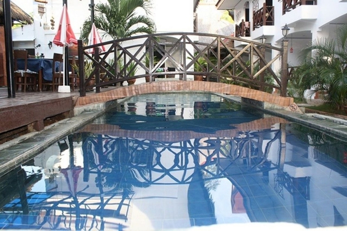 Imagen general del Hotel Nirvana Beach Resort. Foto 9