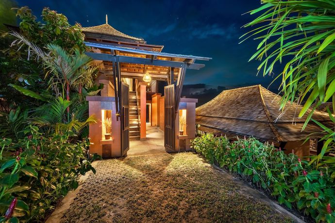 Imagen de los interiores del Hotel Nirvana Beach Resort and Spa. Foto 18
