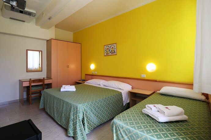 Imagen general del Hotel Nirvana Club Village. Foto 2