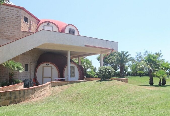 Imagen de la habitación del Hotel Nirvana Club Village. Foto 14