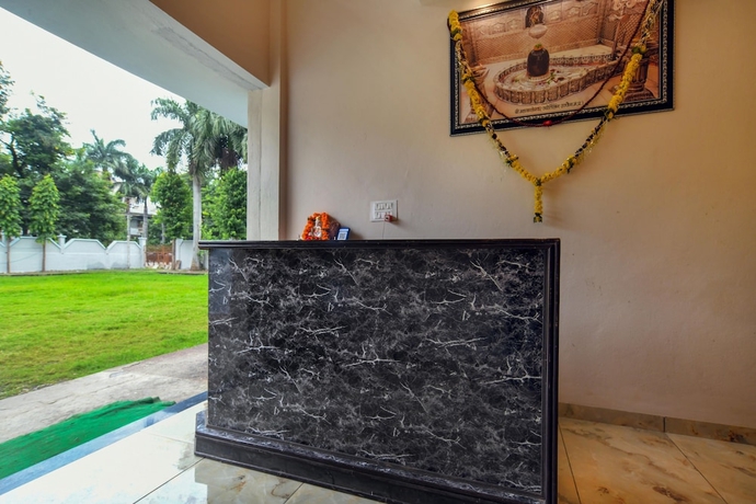 Imagen de los interiores del Hotel Nirvana Greens. Foto 14