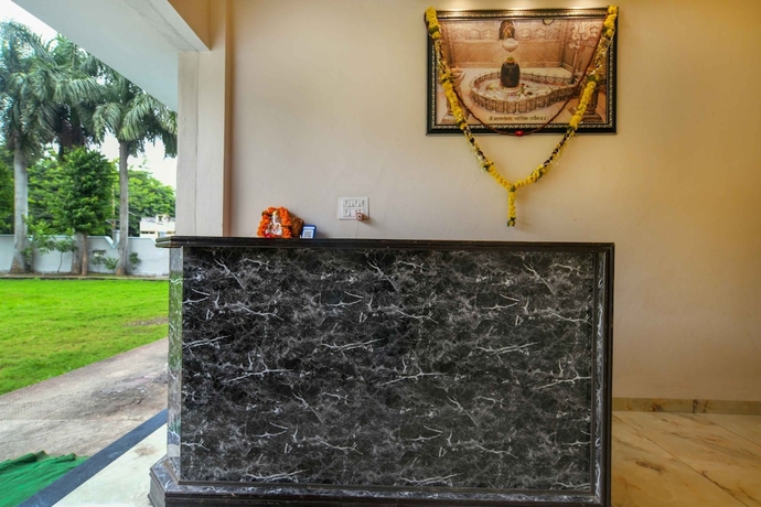 Imagen de los interiores del Hotel Nirvana Greens. Foto 16