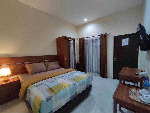 Imagen de la habitación del Hotel Nirvana House (Guest House Syari\'ah). Foto 7