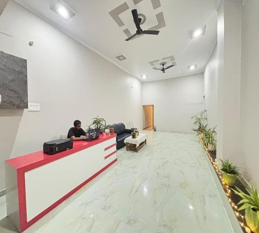 Imagen de los interiores del Hotel Nirvana Inn, Faizabad. Foto 16