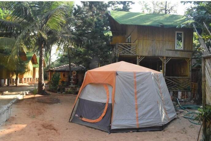 Imagen de la habitación del Hotel Nirvana Nature Bamboo Cottages. Foto 12