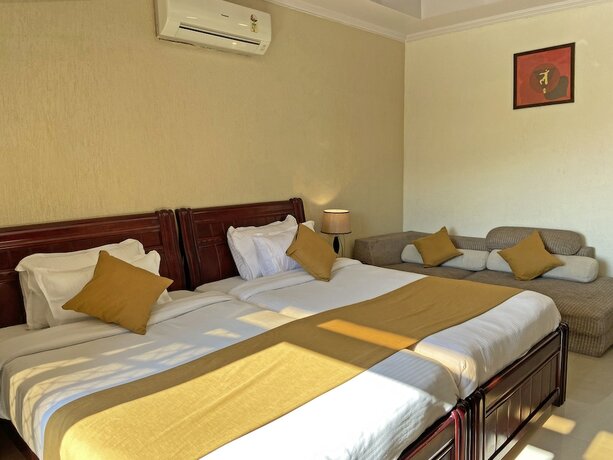 Imagen de la habitación del Hotel Nirvana Palace. Foto 17