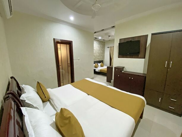 Imagen de la habitación del Hotel Nirvana Palace. Foto 19