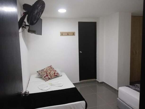 Imagen general del Hotel Nirvana, Perímetro Urbano Medellín. Foto 1