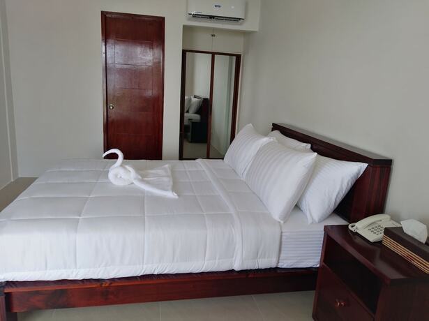 Imagen de la habitación del Hotel Nirvana Resort, Puerto Galera. Foto 18