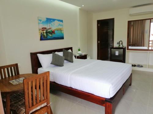 Imagen de la habitación del Hotel Nirvana Resort, Puerto Galera. Foto 6