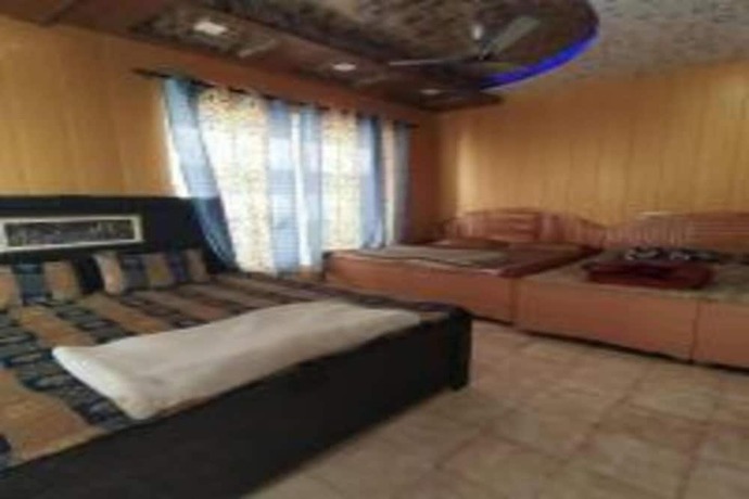 Imagen de la habitación del Hotel Nirvana, Rishikesh. Foto 9