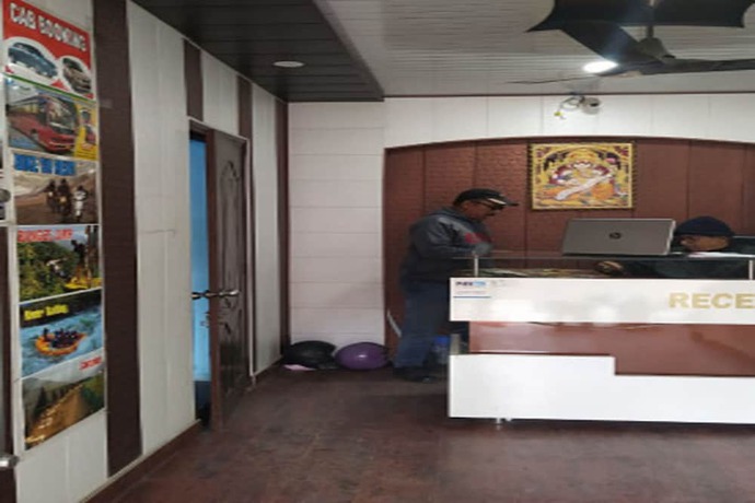 Imagen de los interiores del Hotel Nirvana, Rishikesh. Foto 16