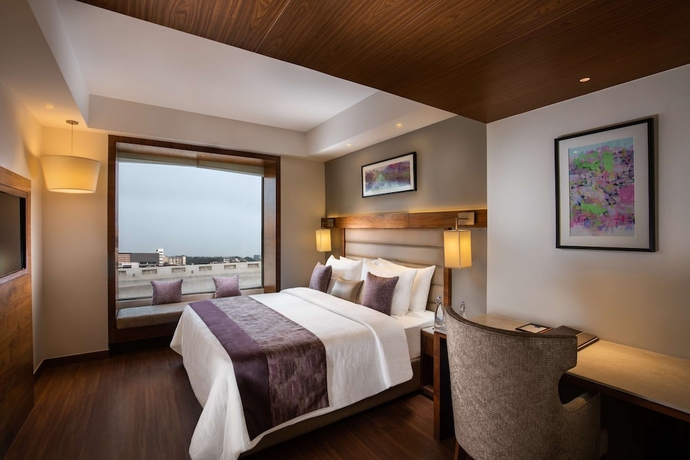 Imagen de la habitación del Hotel Nirvana Sarovar Portico Gorakhpur. Foto 7