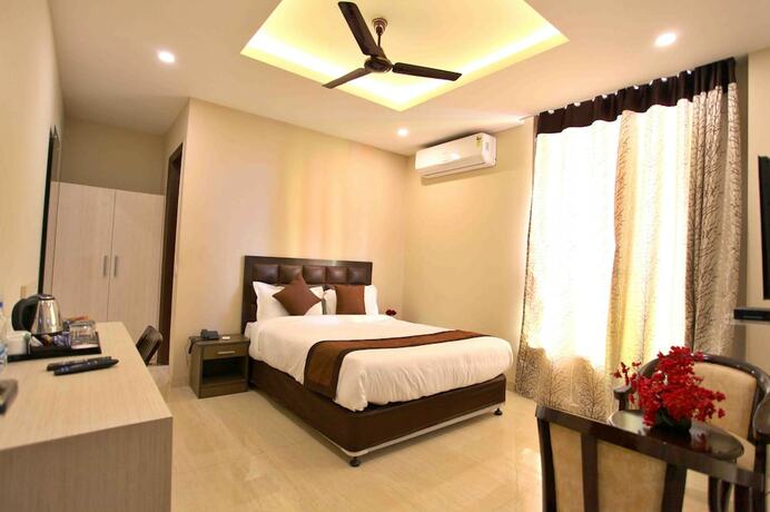 Imagen general del Hotel Nirvana Suites. Foto 2