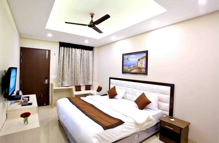 Imagen general del Hotel Nirvana Suites. Foto 3