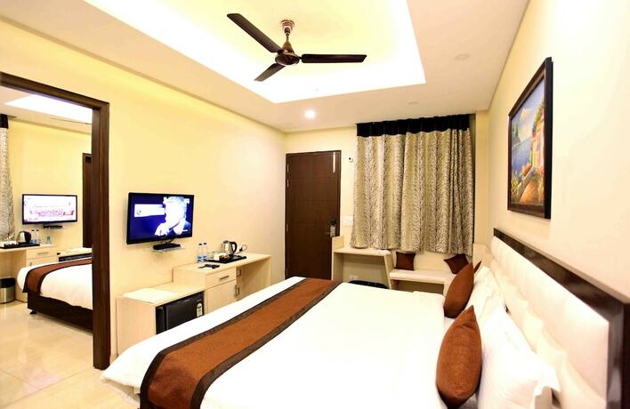 Imagen general del Hotel Nirvana Suites. Foto 4