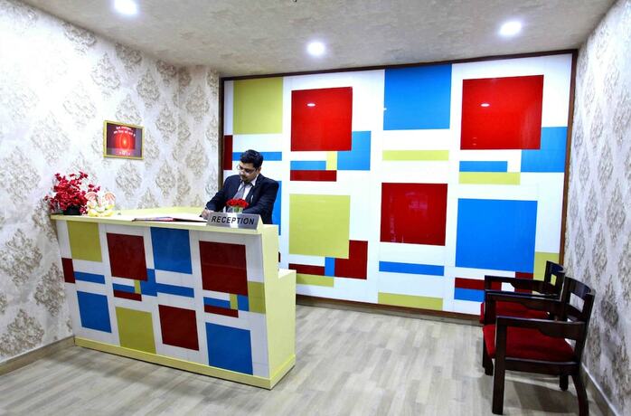 Imagen general del Hotel Nirvana Suites. Foto 10