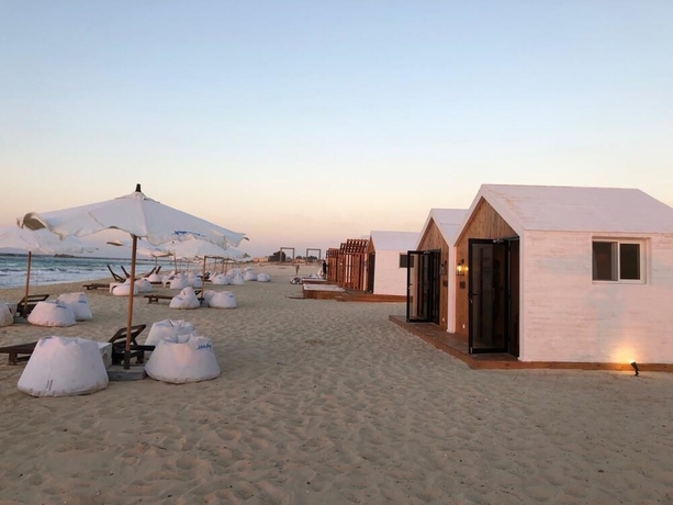 Imagen de los exteriores del Hotel Nirvana Wellness Huts - White bay. Foto 18
