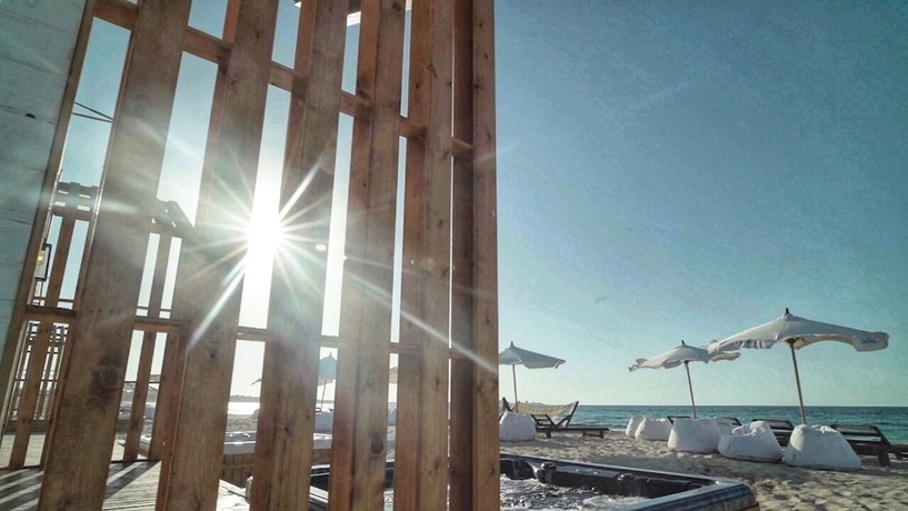 Imagen general del Hotel Nirvana Wellness Huts - White bay. Foto 5