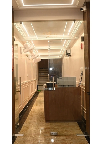 Imagen de los interiores del Hotel Nirvvana Residency. Foto 11
