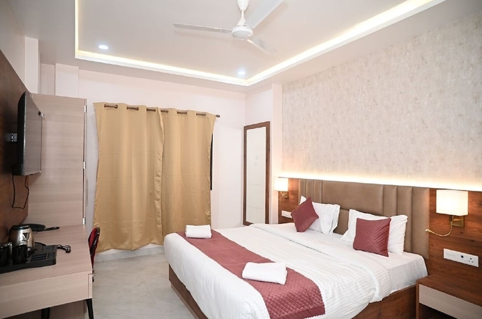 Imagen de la habitación del Hotel Nirvvana Residency. Foto 3