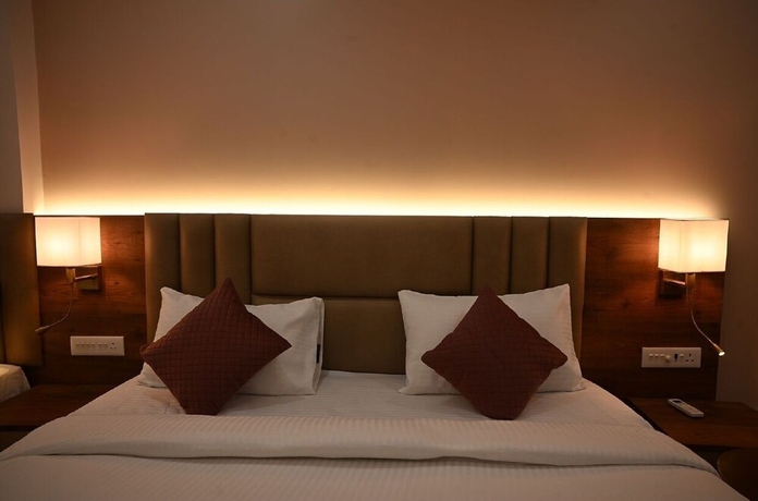 Imagen de la habitación del Hotel Nirvvana Residency. Foto 8