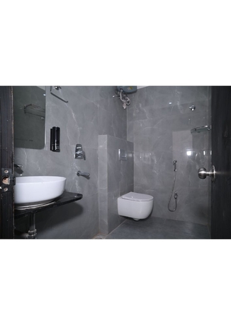 Imagen de la habitación del Hotel Nirvvana Residency. Foto 10