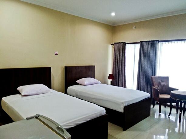 Imagen general del Hotel Nirwana Buton Villa. Foto 5