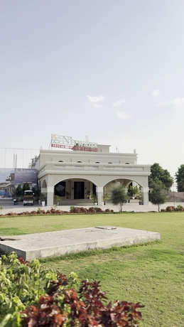 Imagen general del Hotel Nirwana Resorts and Club. Foto 2