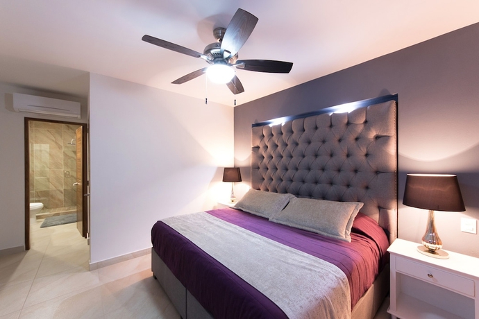 Imagen de la habitación del Hotel Nise. Foto 12