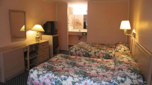 Imagen de la habitación del Hotel Nisei Inn. Foto 5