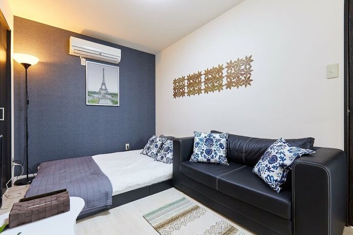Imagen general del Hotel Nishikamata Colorbee House. Foto 6