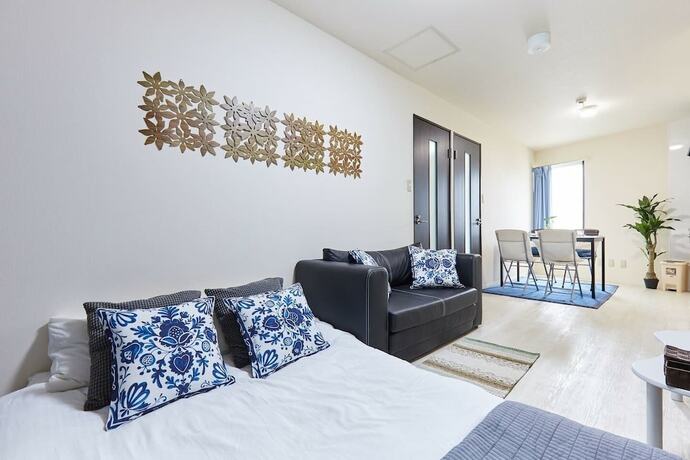 Imagen general del Hotel Nishikamata Colorbee House. Foto 1