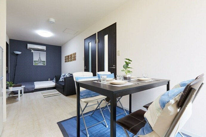 Imagen de la habitación del Hotel Nishikamata Colorbee House. Foto 20