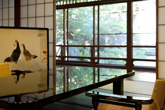 Imagen de la habitación del Hotel Nishimuraya Honkan. Foto 8