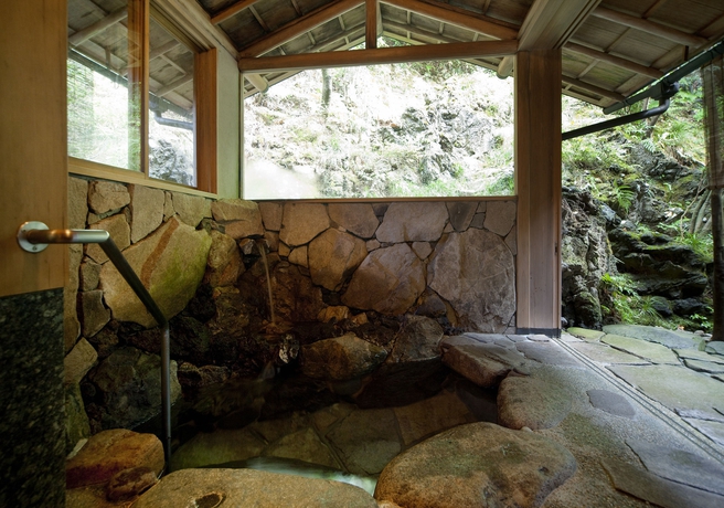 Imagen de la habitación del Hotel Nishimuraya Honkan. Foto 13