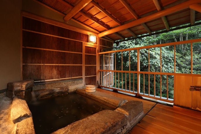 Imagen de la habitación del Hotel Nishimuraya Shogetsutei. Foto 8