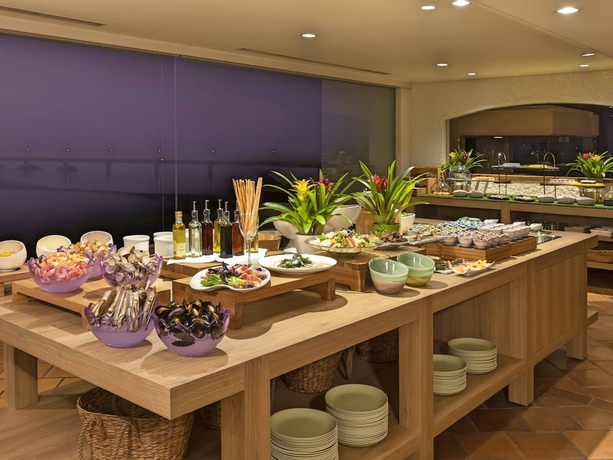 Imagen del bar/restaurante del Hotel Nishi-nagato Resort. Foto 6