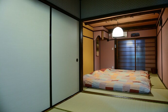 Imagen de la habitación del Hotel Nishioji Tanuki. Foto 22