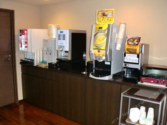 Imagen del bar/restaurante del Hotel Nishitetsu Inn Kamata. Foto 2