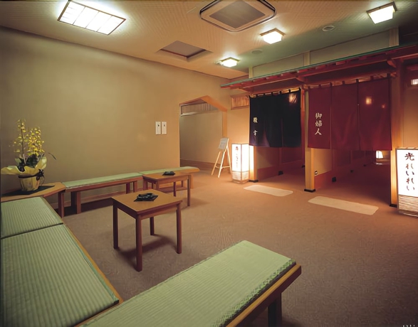 Imagen de los interiores del Hotel Nishiura Grand Kikkei. Foto 6