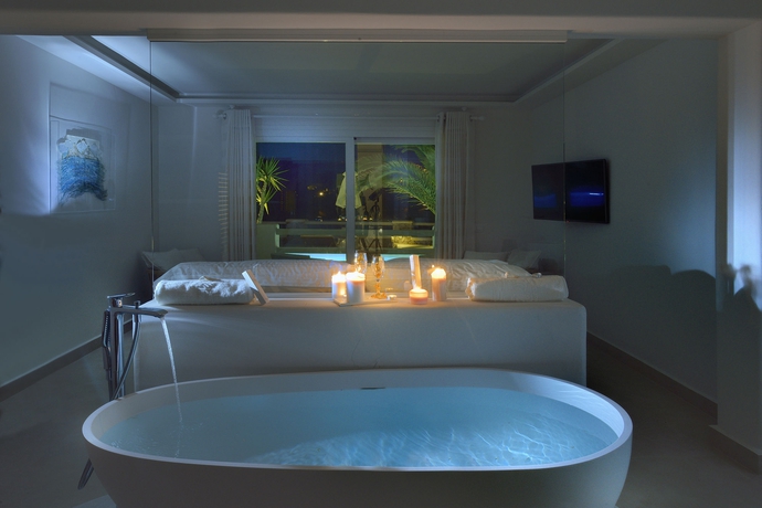 Imagen de la habitación del Hotel Nissaki. Foto 1
