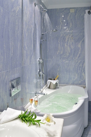 Imagen de la habitación del Hotel Nissaki. Foto 8