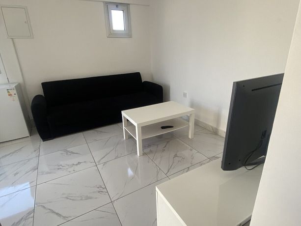 Imagen de la habitación del Hotel Nissi Adonis Suites. Foto 6