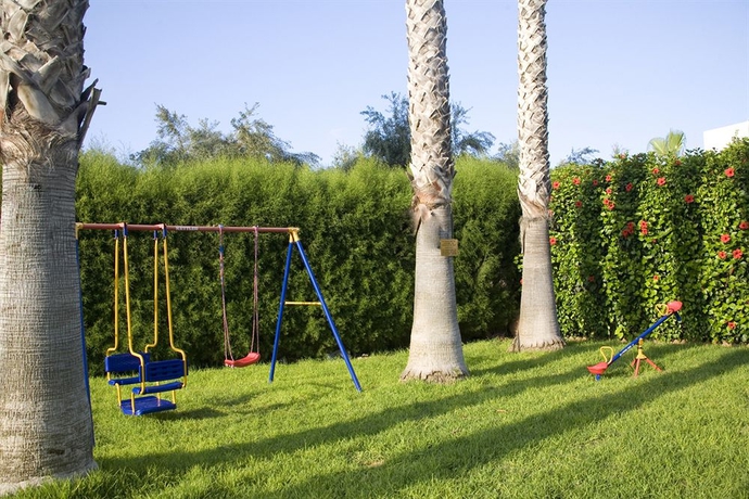 Imagen de los exteriores del Hotel Nissi Park. Foto 10