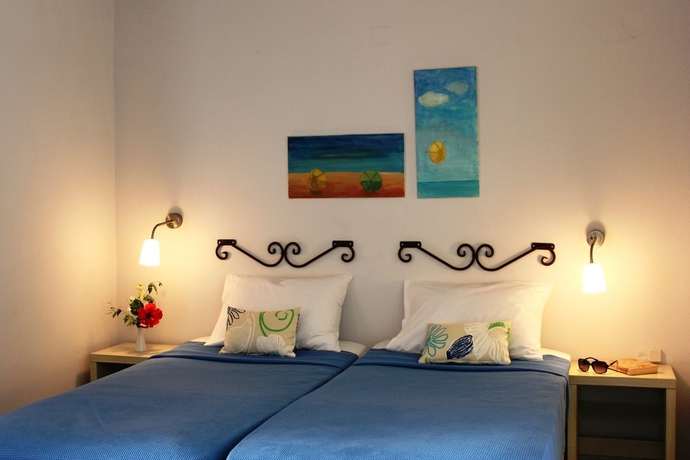 Imagen general del Hotel Nissia Kamares Apartments. Foto 5