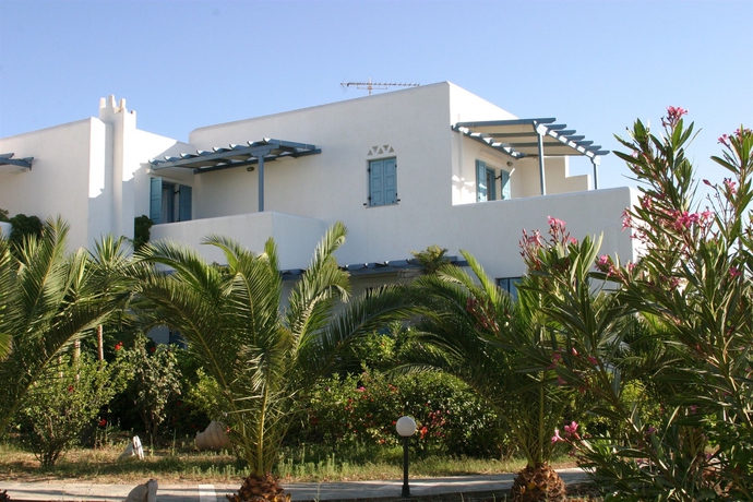 Imagen de los exteriores del Hotel Nissiotiko. Foto 5